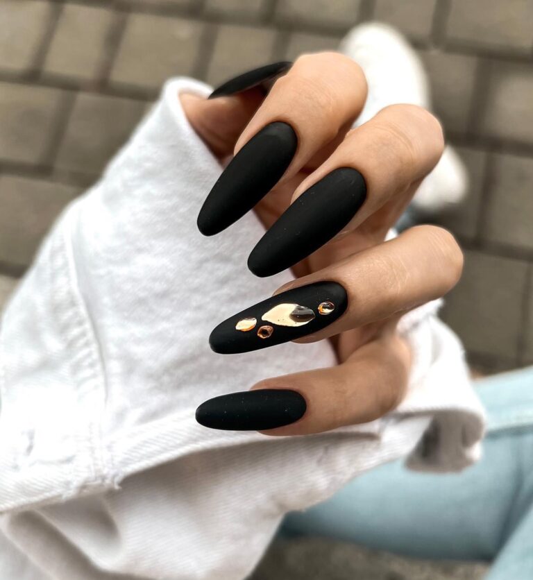 25 gorgeous black nails